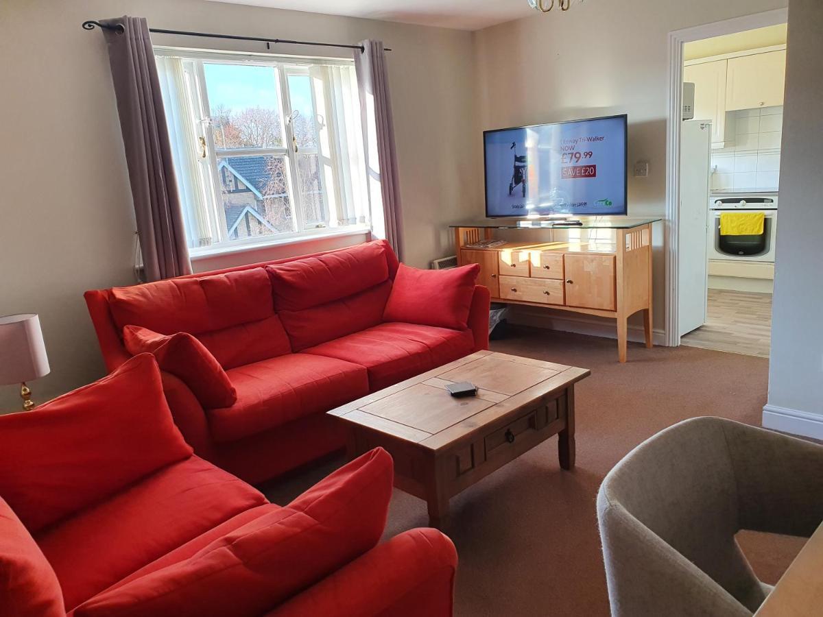 Entire 2 Bedroom Apartment Free Parking Saffron Walden Exterior foto